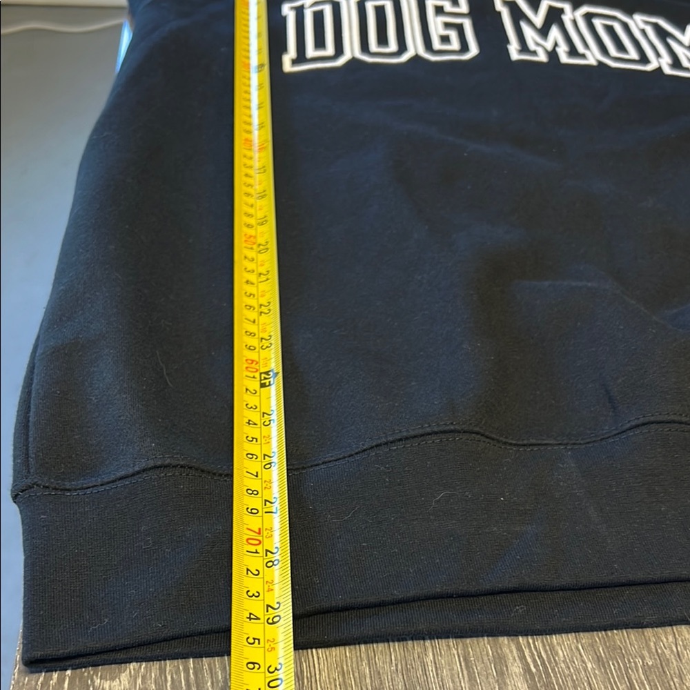Pacific & Co Black Sweatshirt “ Dog Mom” XL - Picture 7 of 7